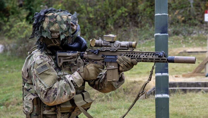 Close Combat Rifle 101st Airborne Starts Getting Its New Guns | laststandonzombieisland